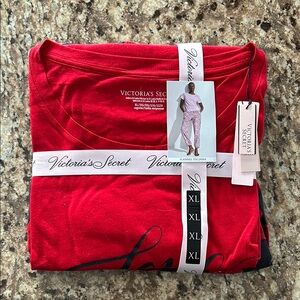 Victoria's Secret Red Women's Sleepwear Set
